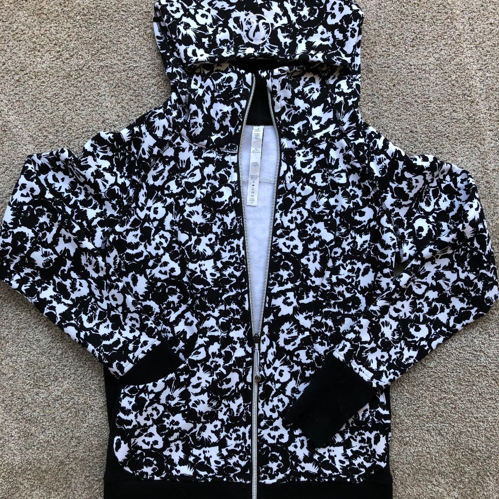 Patterned LuLulemon Jacket